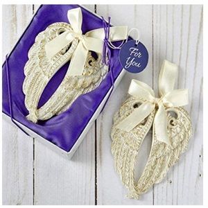 Ceramic Wing Ornaments with a bow